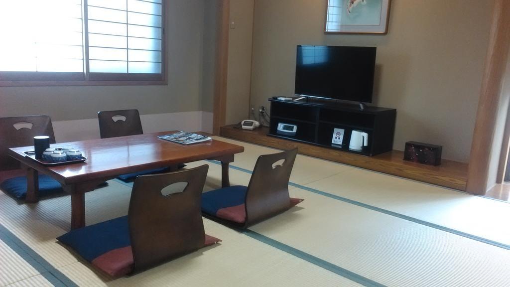 Ryokan Ginsuikaku Maizuru Zewnętrze zdjęcie